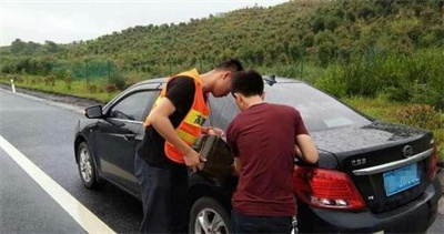 万载永福道路救援